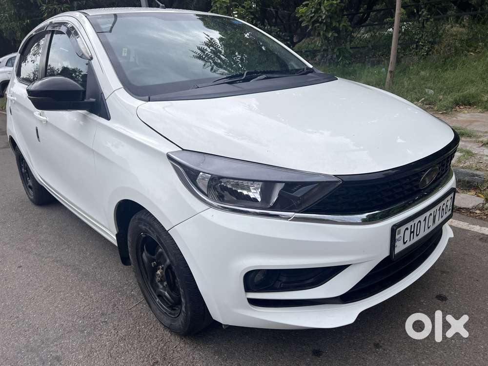 Tata Tiago 1.2 Revotron Xt (o), 2024, Petrol