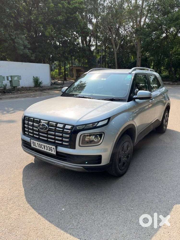 Hyundai Venue 1.2 S Plus, 2023, Petrol