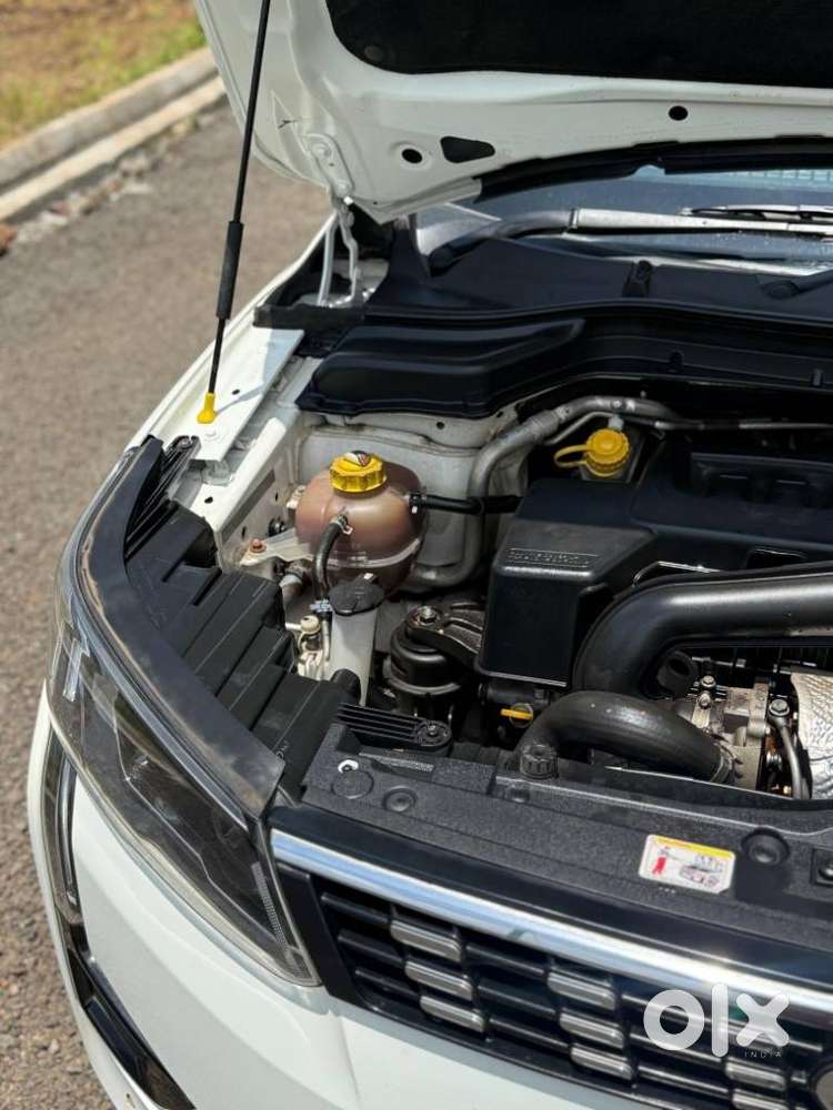 Mahindra Xuv300 W8 Option Diesel, 2021, Diesel