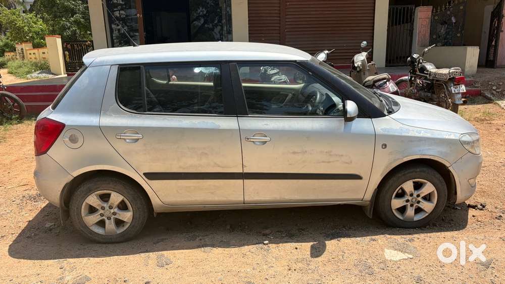 Skoda Fabia Petrol 2011