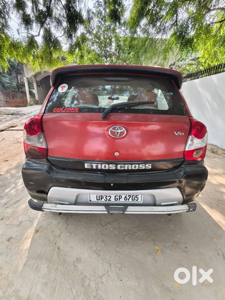 Etios Cross Fully Maintain Chilled Ac Tyres In Good Condition New Batt