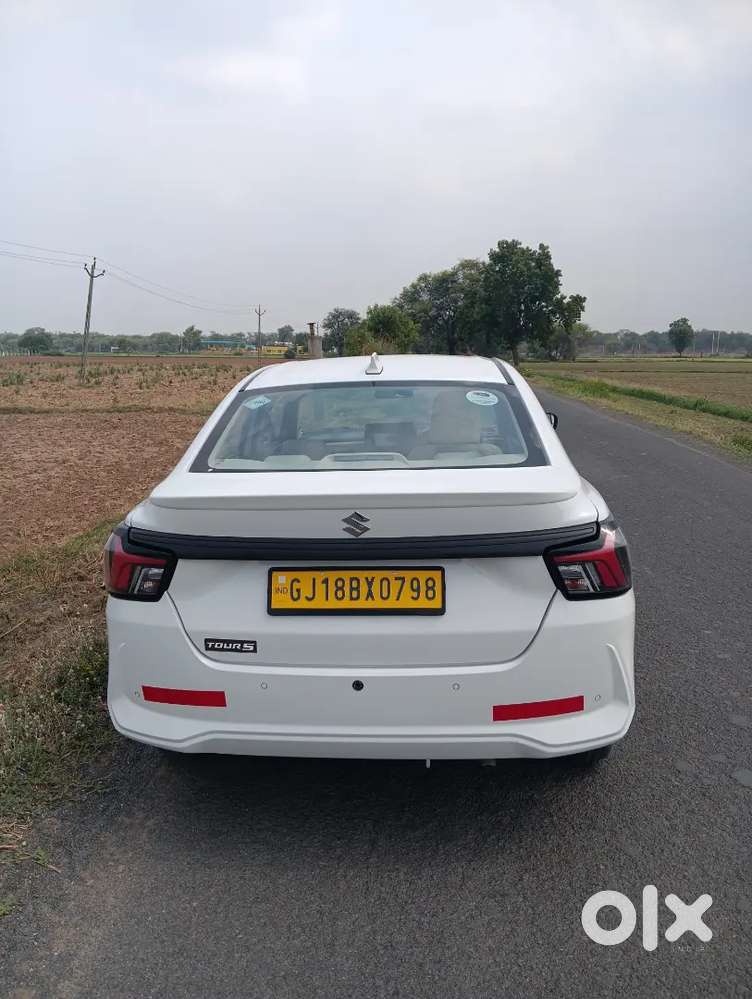 Swift Dzire Tour 2026 Cng