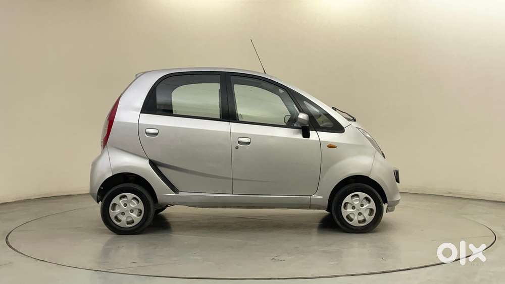 Tata Nano Xta, 2016, Petrol
