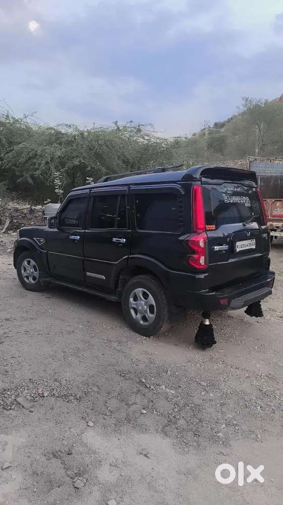 Mahindra Scorpio 2012 Manual डीज़ल