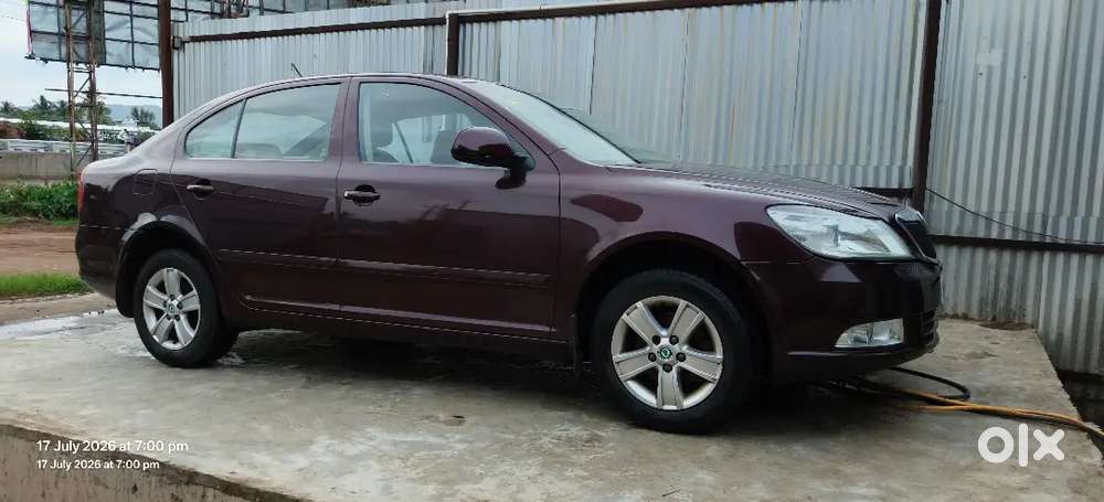 Skoda Laura Ambition 2013