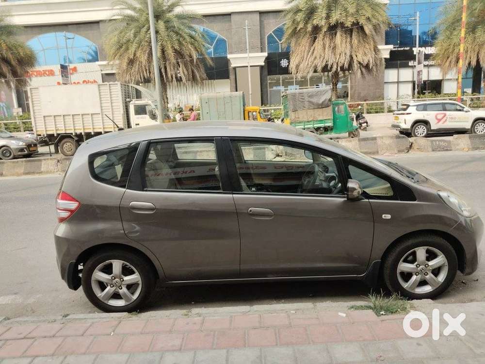 Honda Jazz S Mt I-vtec, 2011, Petrol