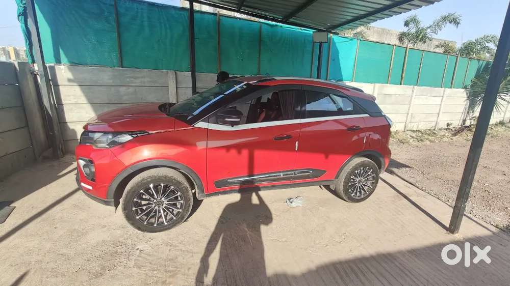 Tata Nexon Cng Feeting 2020 Petrol 119000 Km Driven