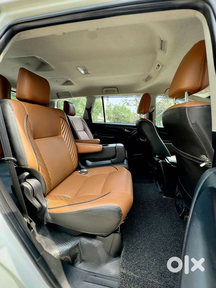 Toyota Innova Crysta [2020-ongoing] 2.7 Gx Mt 7 Str, 2023, Diesel