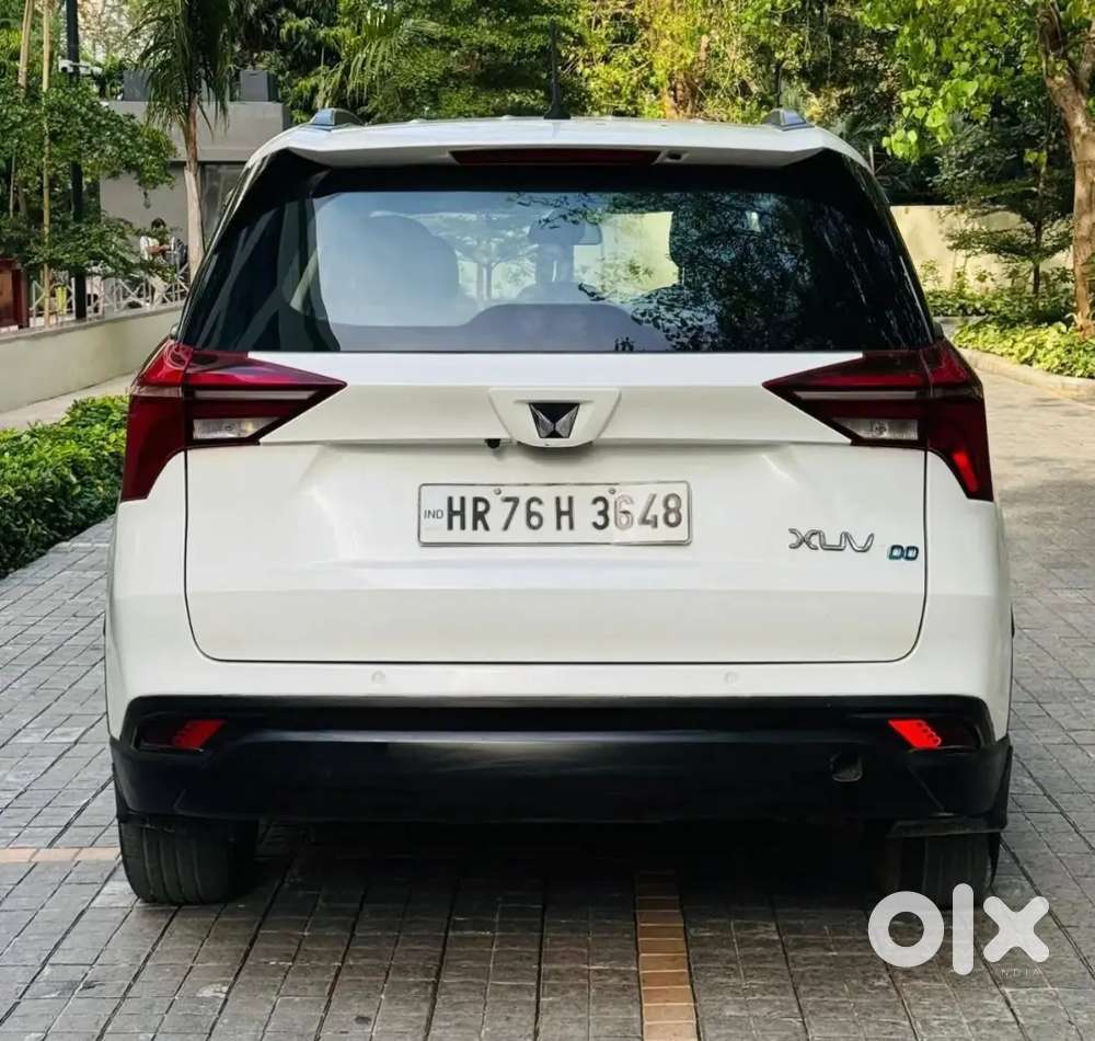 Mahindra Xuv700 Mx 5 Seater