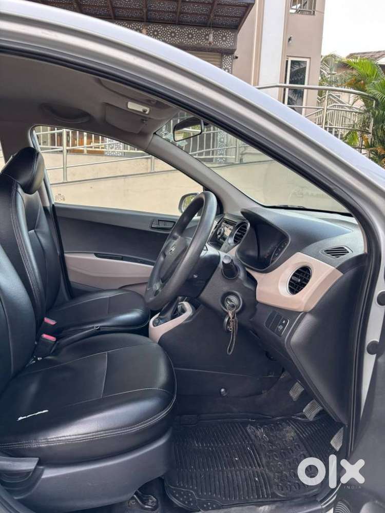 Hyundai Grand I10 Era, 2016, Petrol