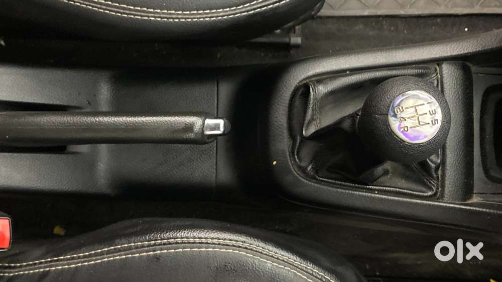 Maruti Suzuki Swift 2011-2014 Vxi, 2013, Petrol