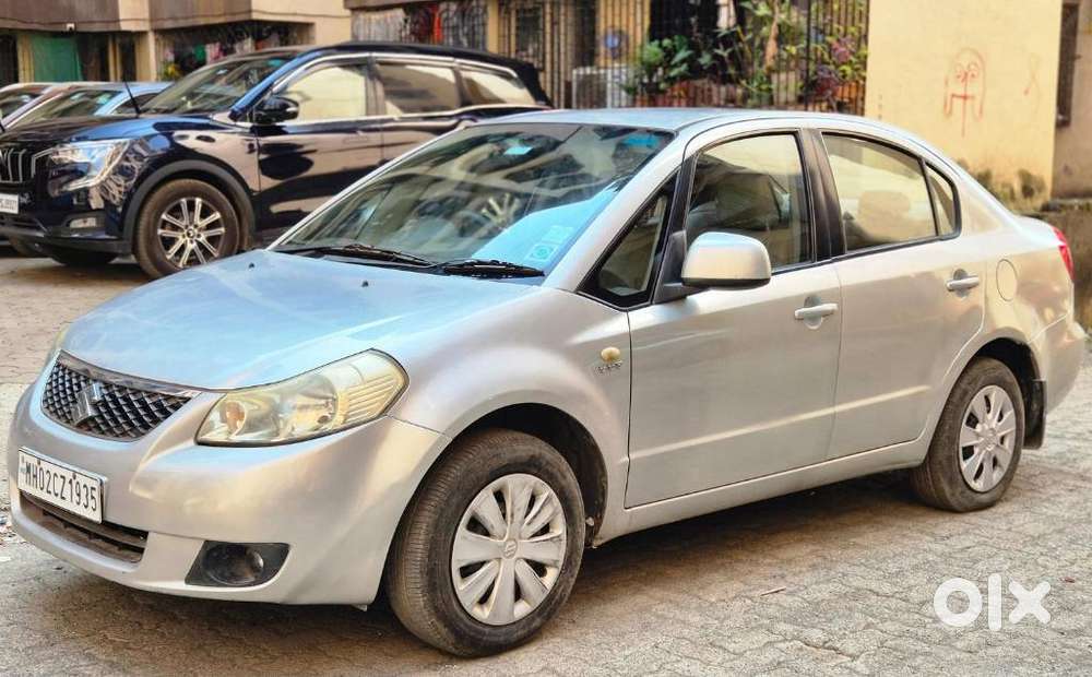 Maruti Suzuki Sx4 Vxi Bsiv, 2013, Petrol