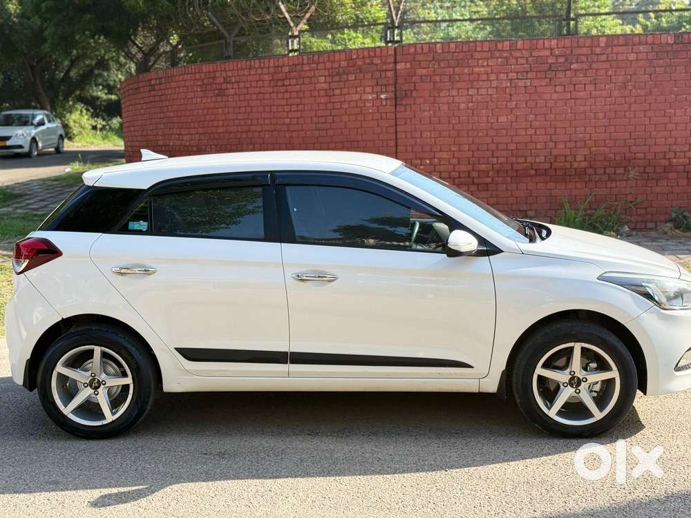 Hyundai Elite I20 1.4 Sportz (o) Crdi, 2016, Diesel