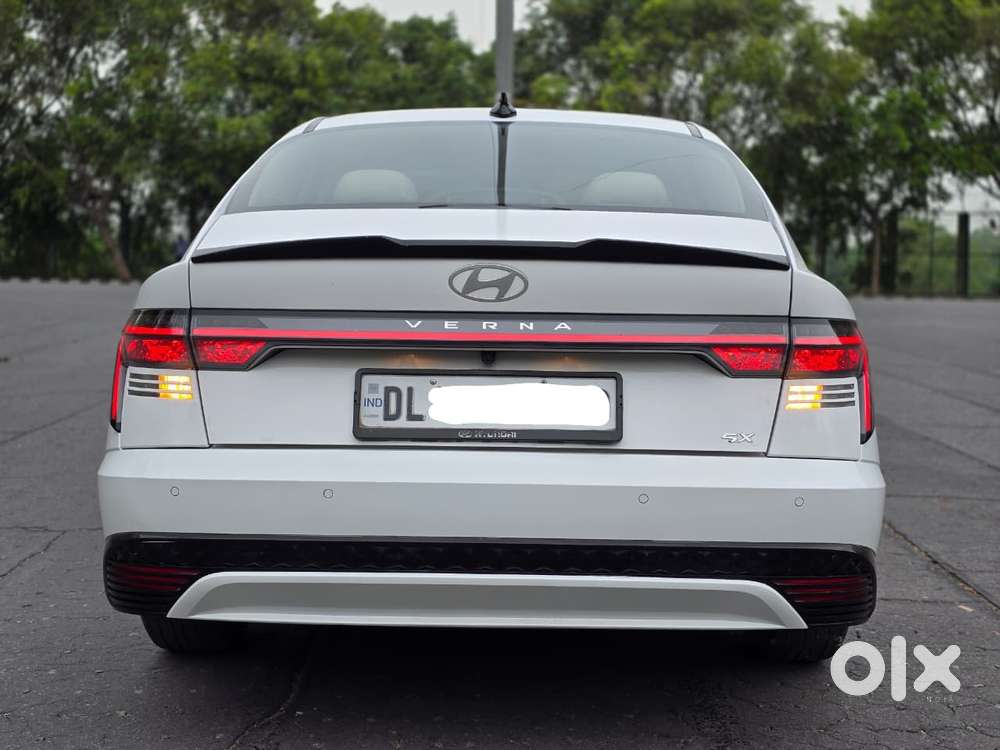 Hyundai Verna Sx 1.5 Petrol Ivt, 2023, Petrol