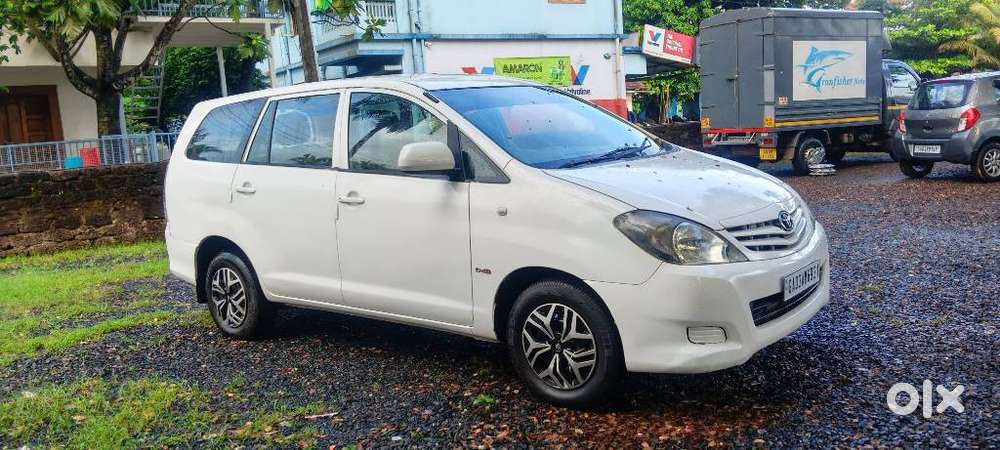 Toyota Innova 2.5 G (diesel) 7 Seater, 2012, Diesel