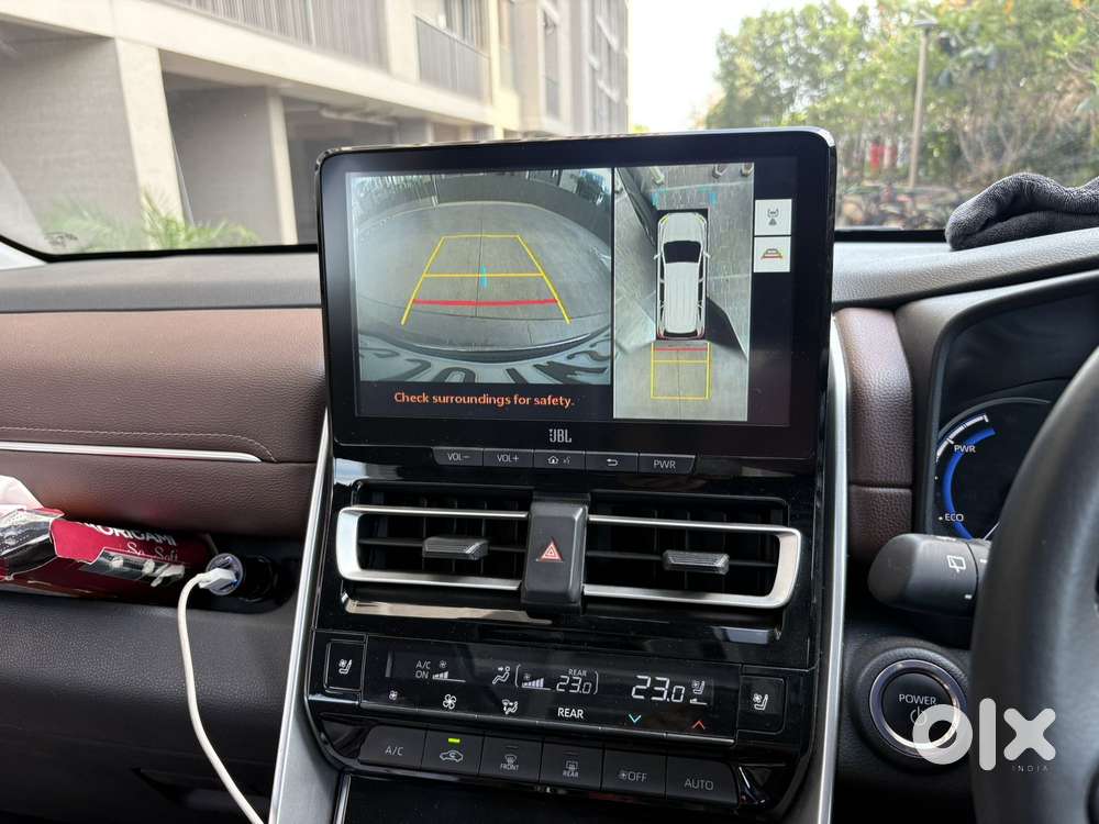 Toyota Innova Hycross 2.0 Zx Hybrid 7 Str, 2024, Petrol