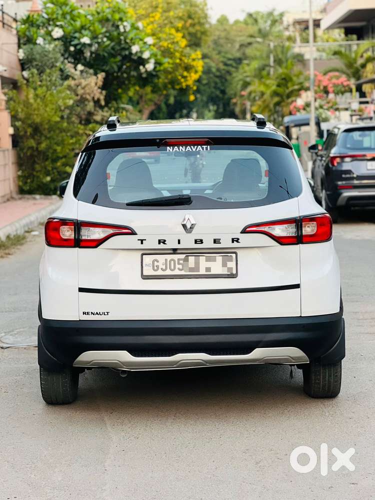 Renault Triber Rxz, 2022, Petrol