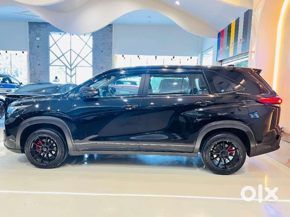 Maruti Suzuki Invicto Alpha Plus 7str, 2025, Petrol