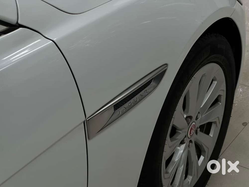 Jaguar Xe Portfolio, 2019, Diesel