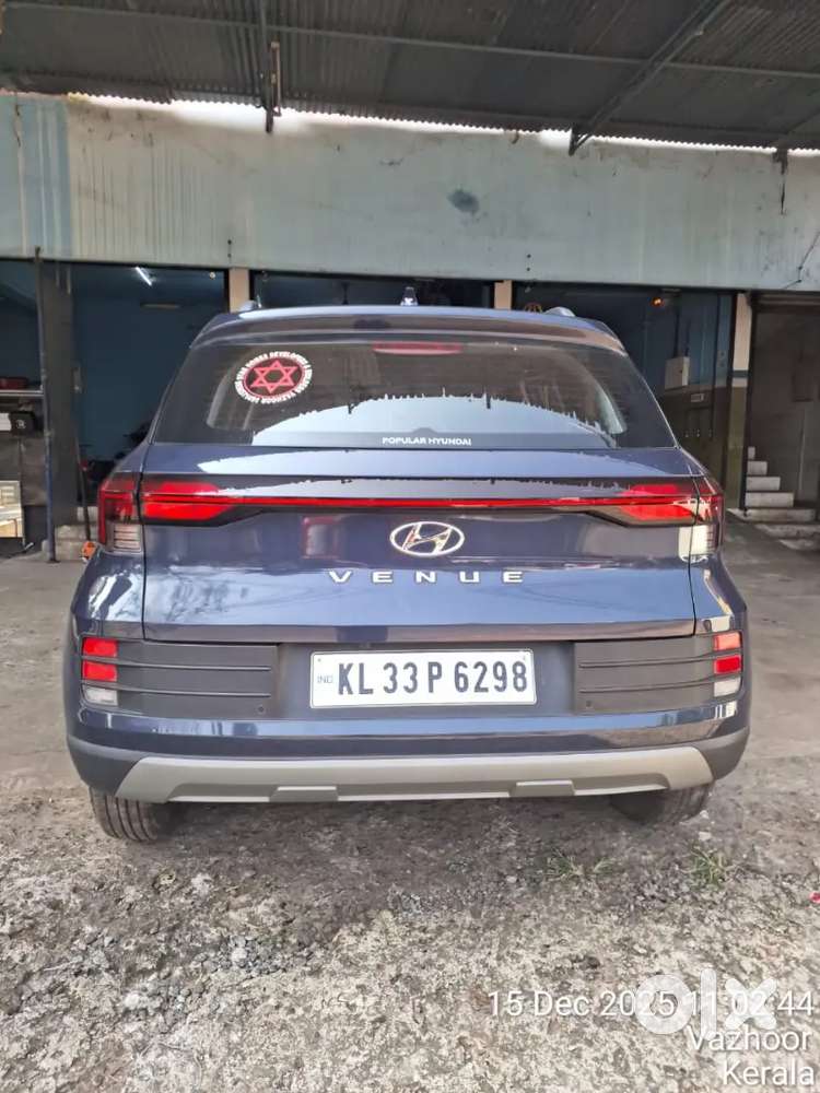 Well Maintained Well Serviced Car 2022 Model Hyundai Venue Car