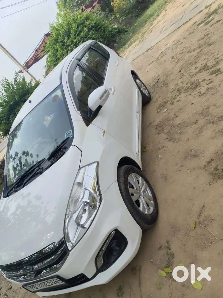Ertiga 2017 Zdi + All Original Car 1st Owner Full Insurance
