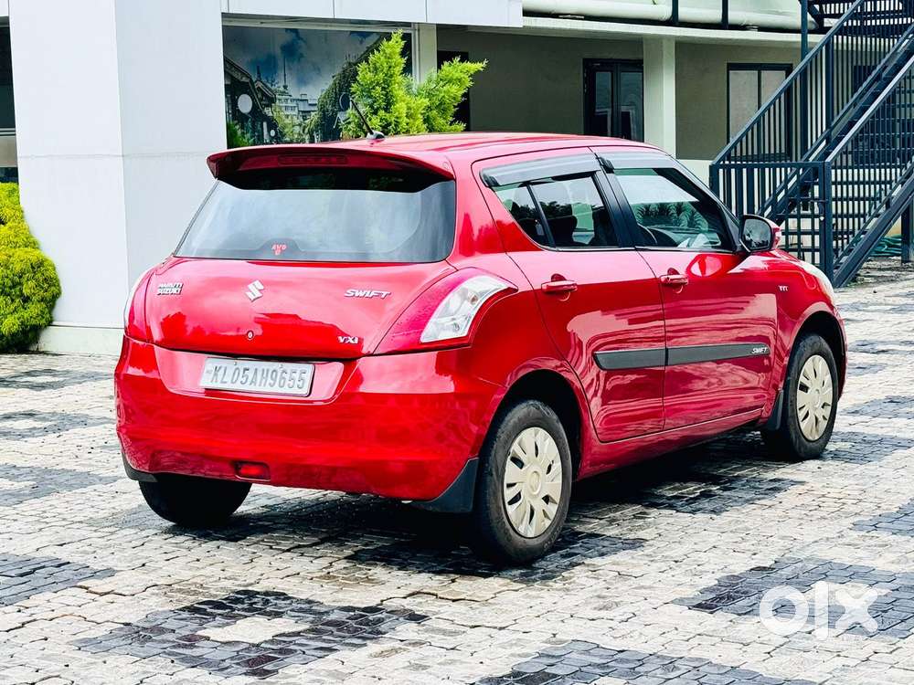 Maruti Suzuki Swift Vxi, 2013, Petrol