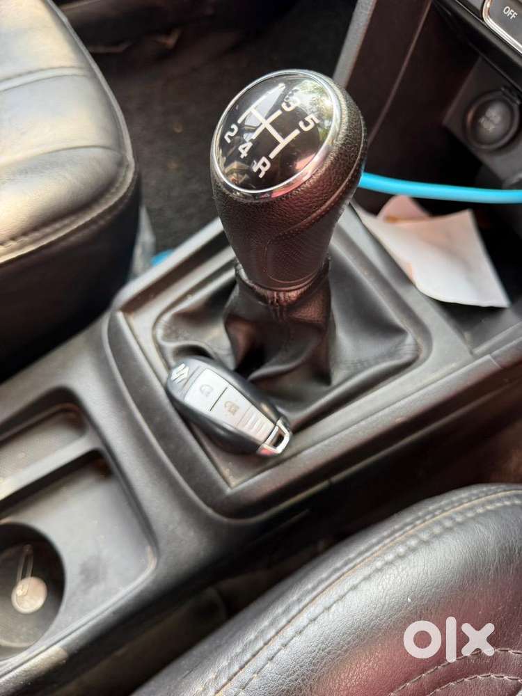 Maruti Suzuki Brezza Petrol Well Maintained