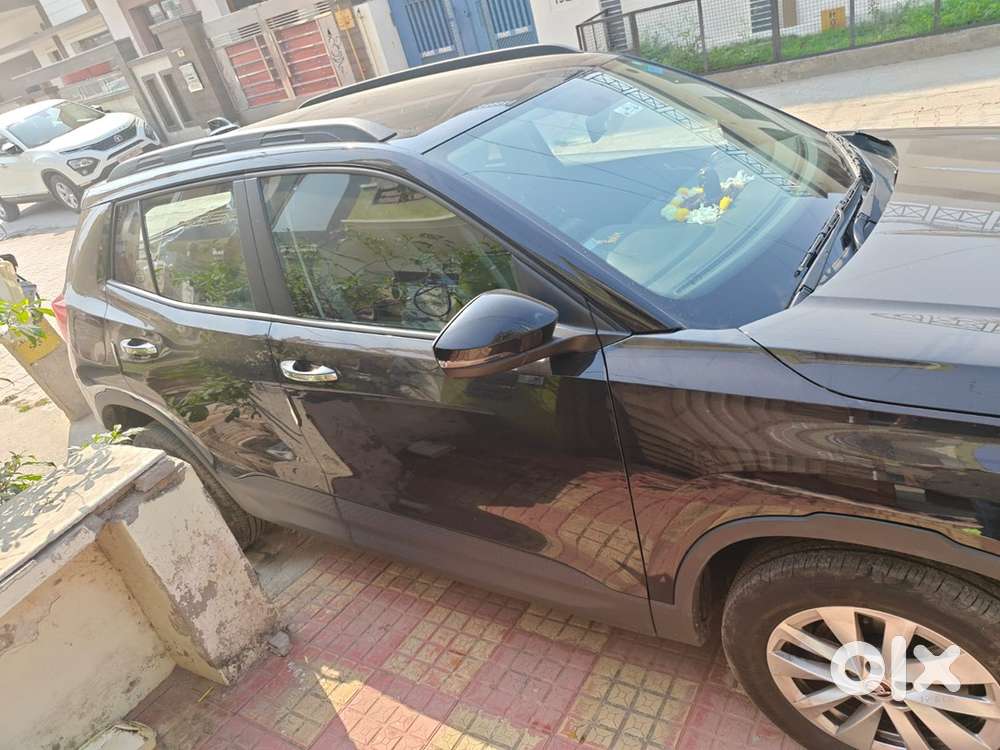 Skoda Kylaq 2025 Petrol Well Maintained