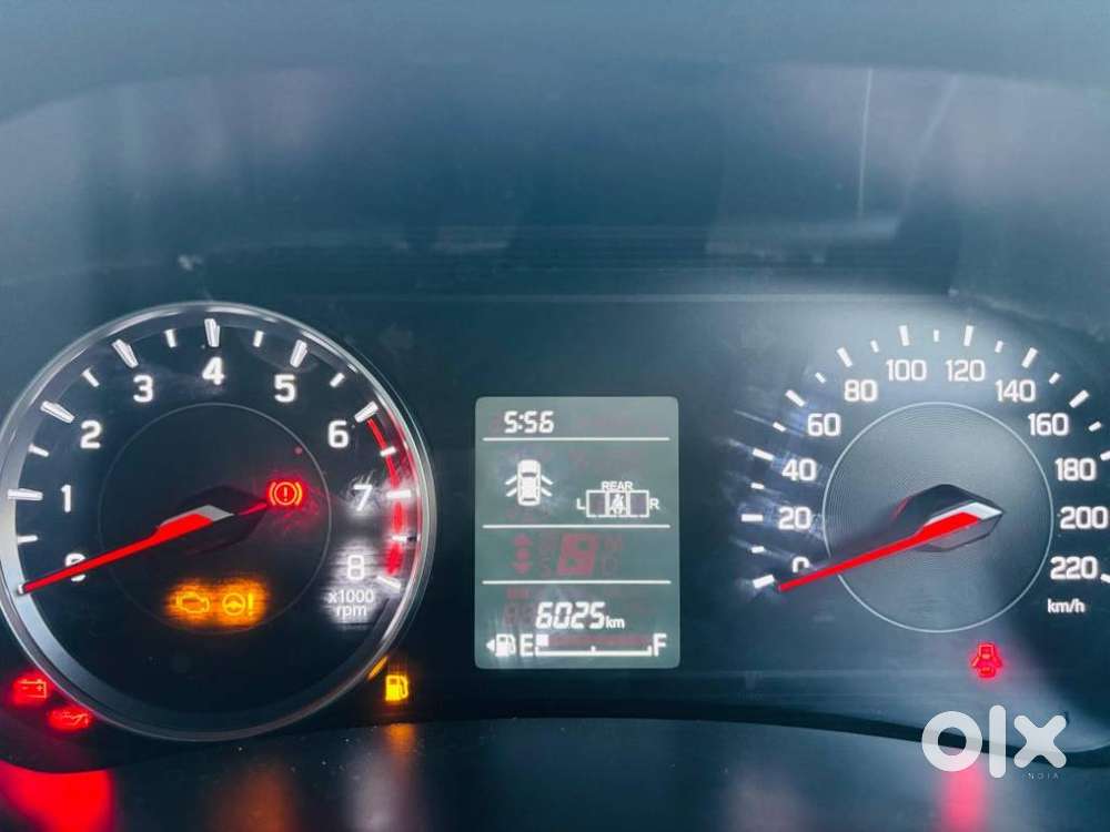 Maruti Suzuki New-gen Swift Lxi, 2025, Petrol