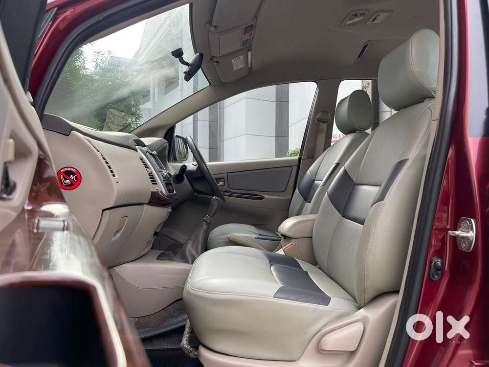 Toyota Innova 2.5 Vx 8 Str, 2012, Diesel