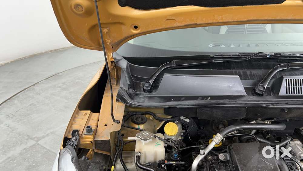 Renault Triber Rxz Easy-r Amt, 2022, Petrol