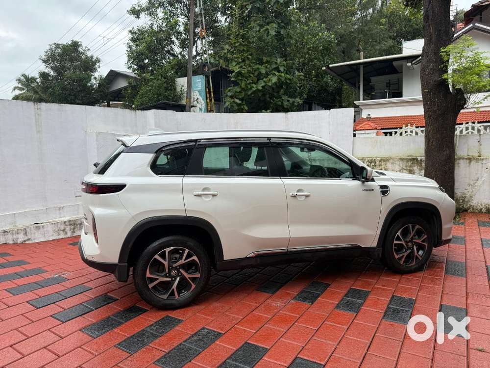 Toyota Urbancruiser Hyryder V Hybrid 2024