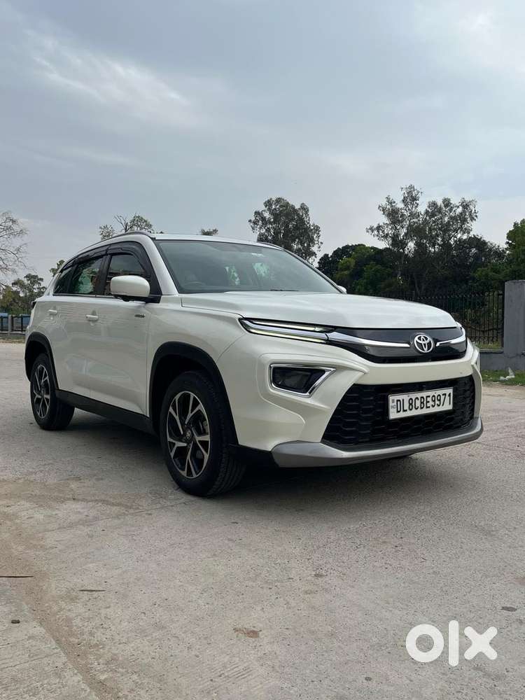 Toyota Urban Cruiser Hyryder 1.5 V Hybrid, 2023