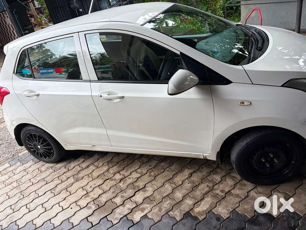 Hyundai Grand I10 Petrol 2017