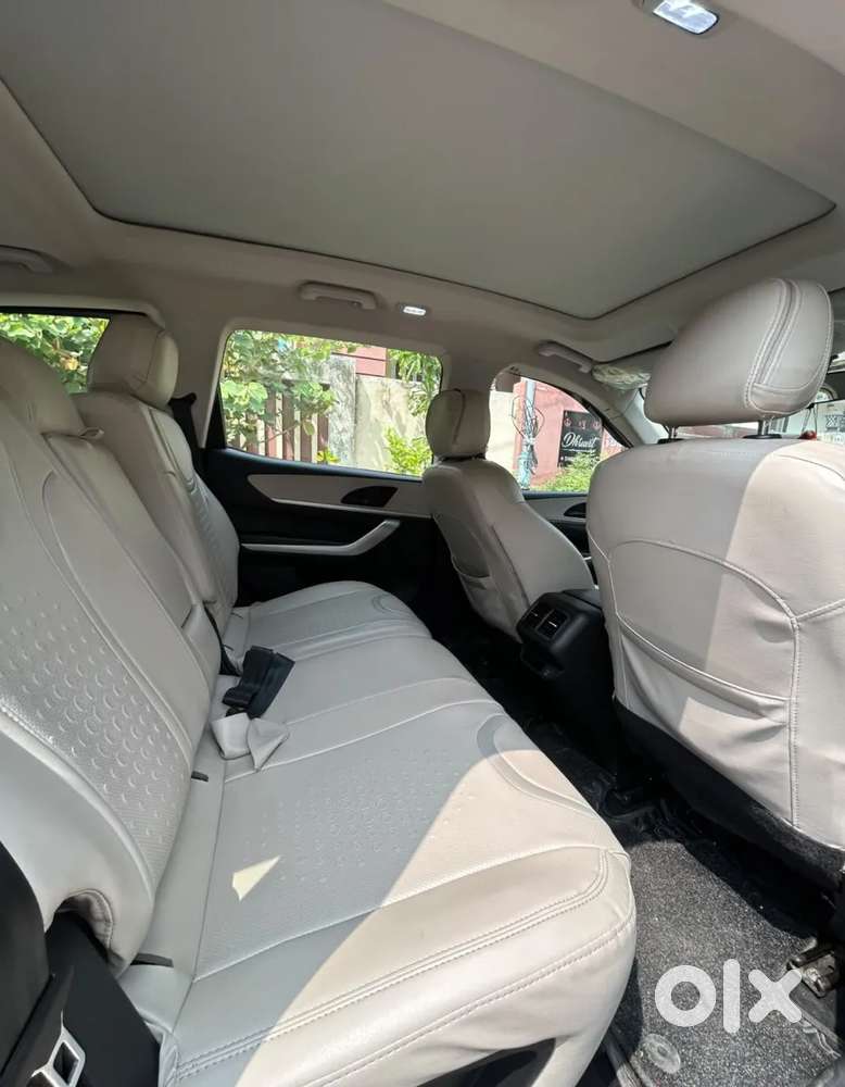 Mahindra Xuv700 2.2 Ax 5 Diesel Mt 7 Str, 2024, Diesel