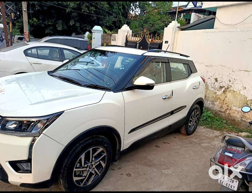 Fully Loaded Mahindra Car