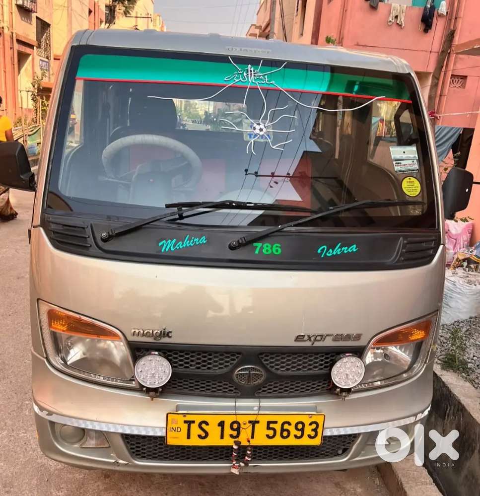 Tata Magic Express (2018)