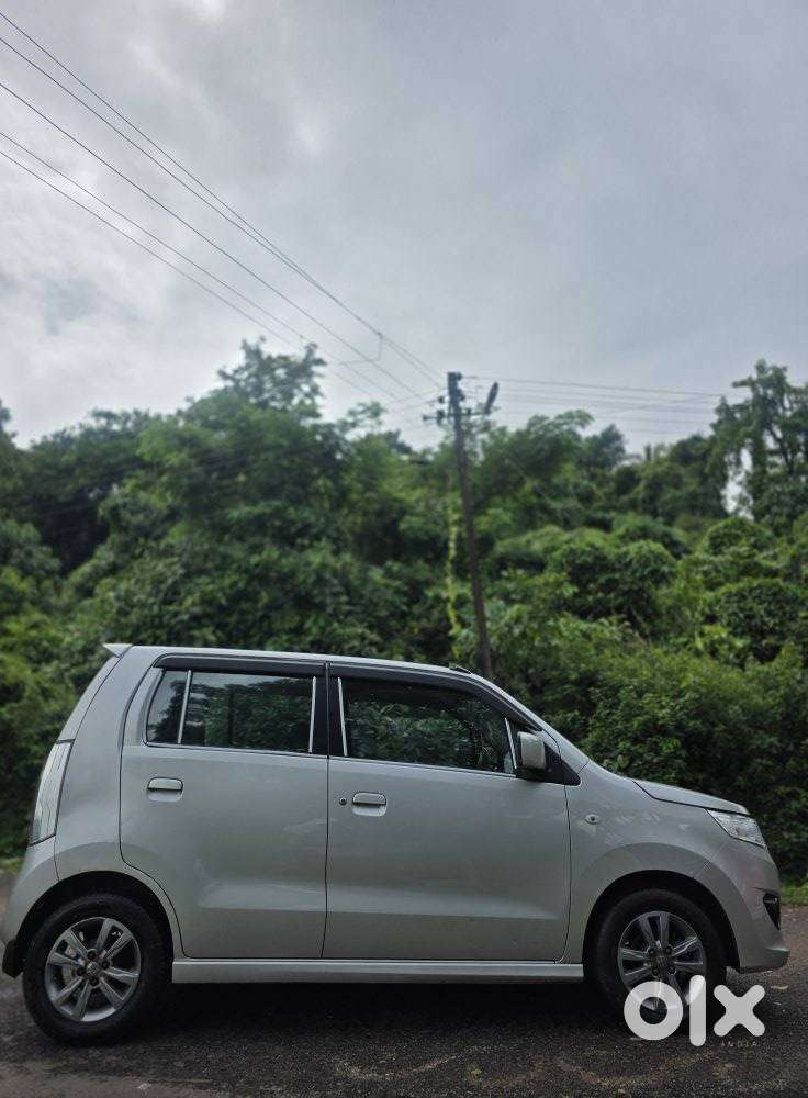 Maruti Suzuki Wagon R Stingray 1.0 Vxi Plus, 2015, Petrol