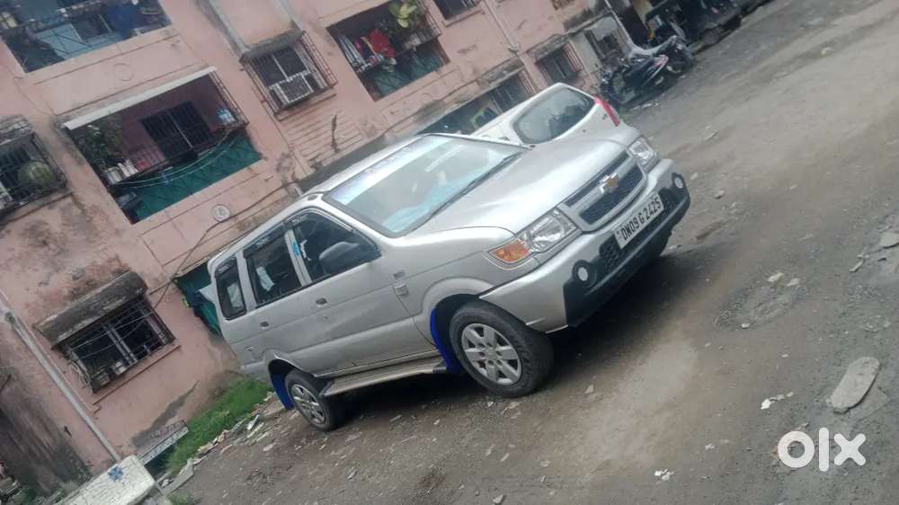Chevrolet Tavera Neo 2012