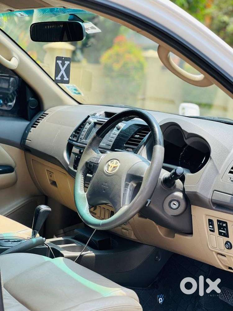 Toyota Fortuner 2011-2016 4x2 At, 2013, Diesel