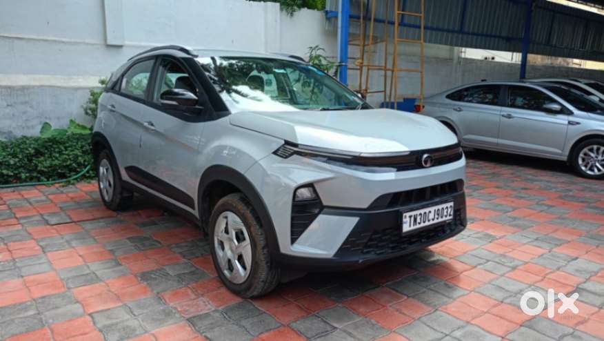 Tata Nexon 1.2 Revotron Xz Plus, 2025, Petrol