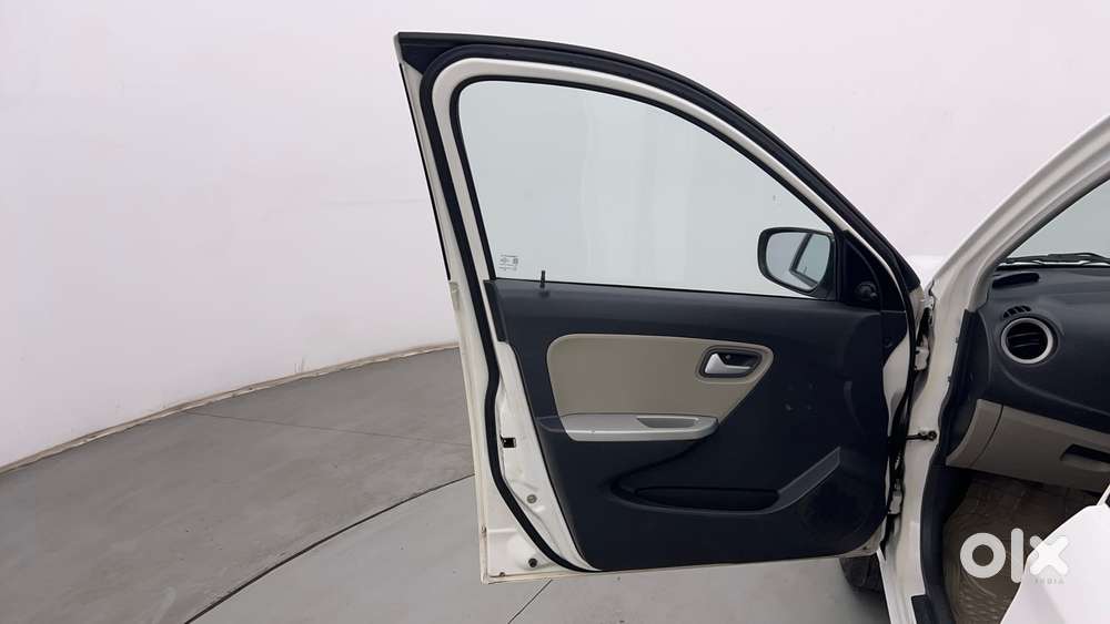 Maruti Suzuki Alto K10 1.0 Vxi Amt, 2014, Petrol