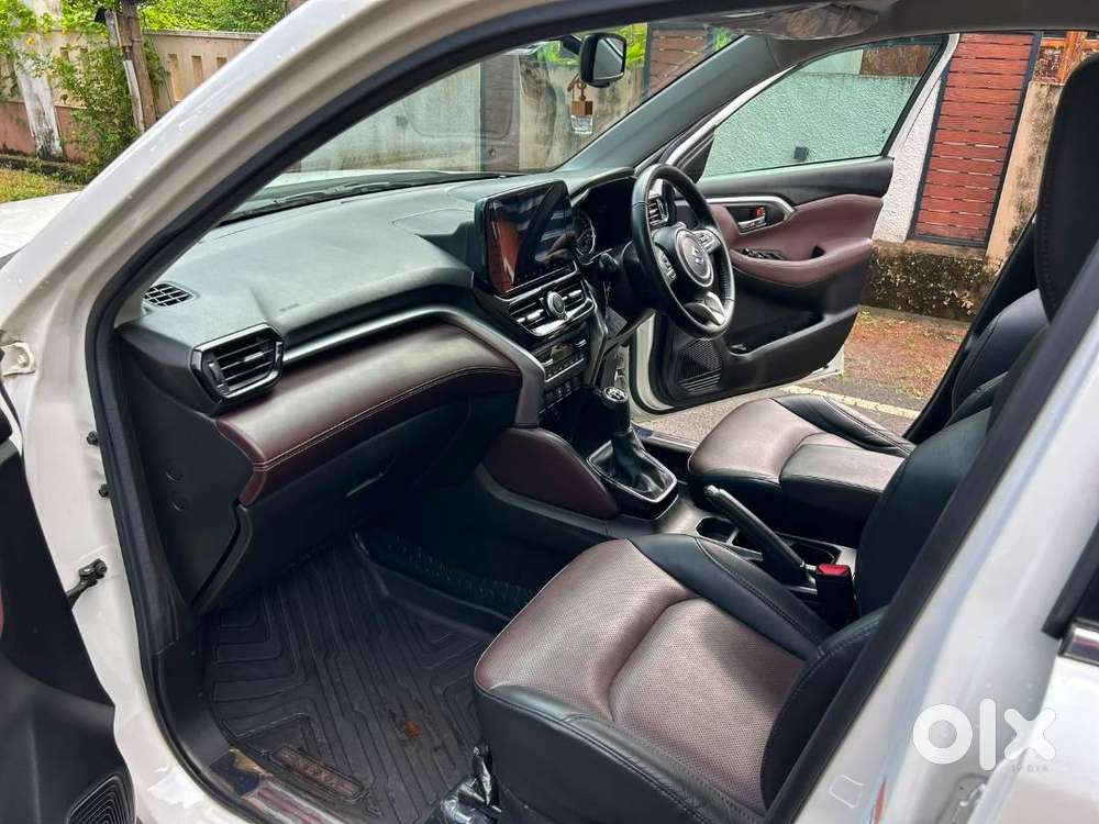 Maruti Suzuki Grand Vitara Alpha1.5l - 2023