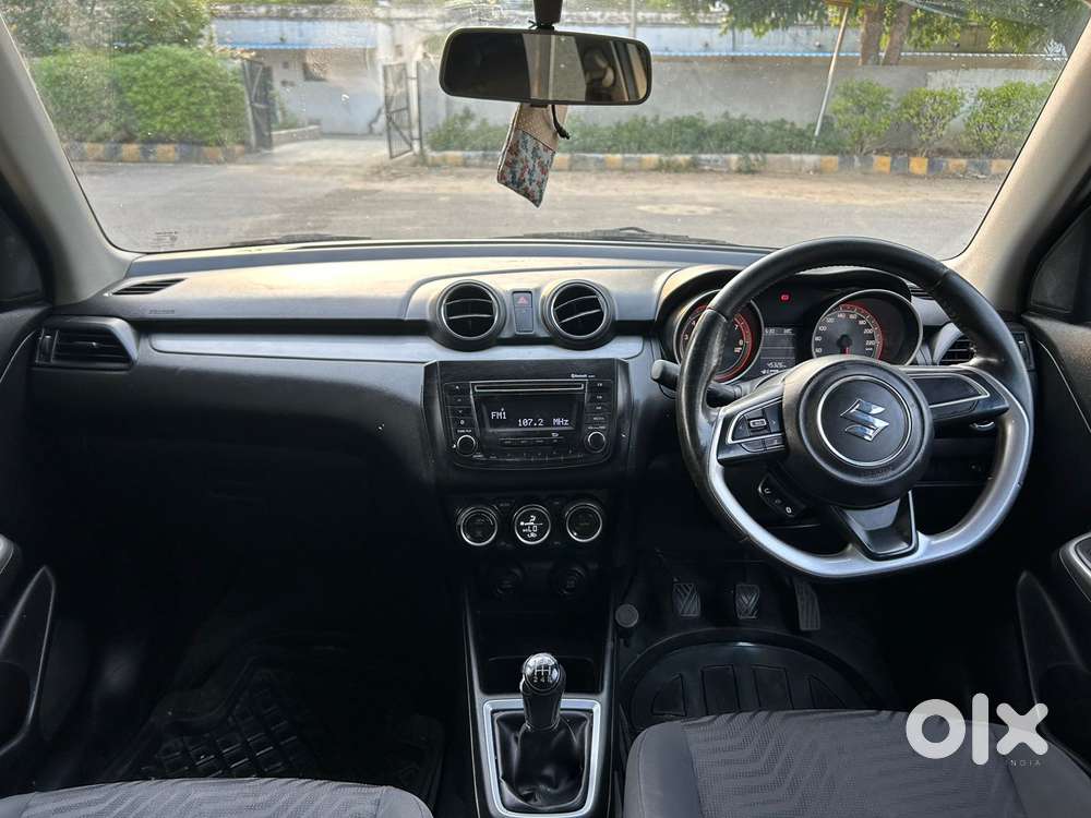 Maruti Suzuki Swift 2018 Zxi, 2019, Petrol