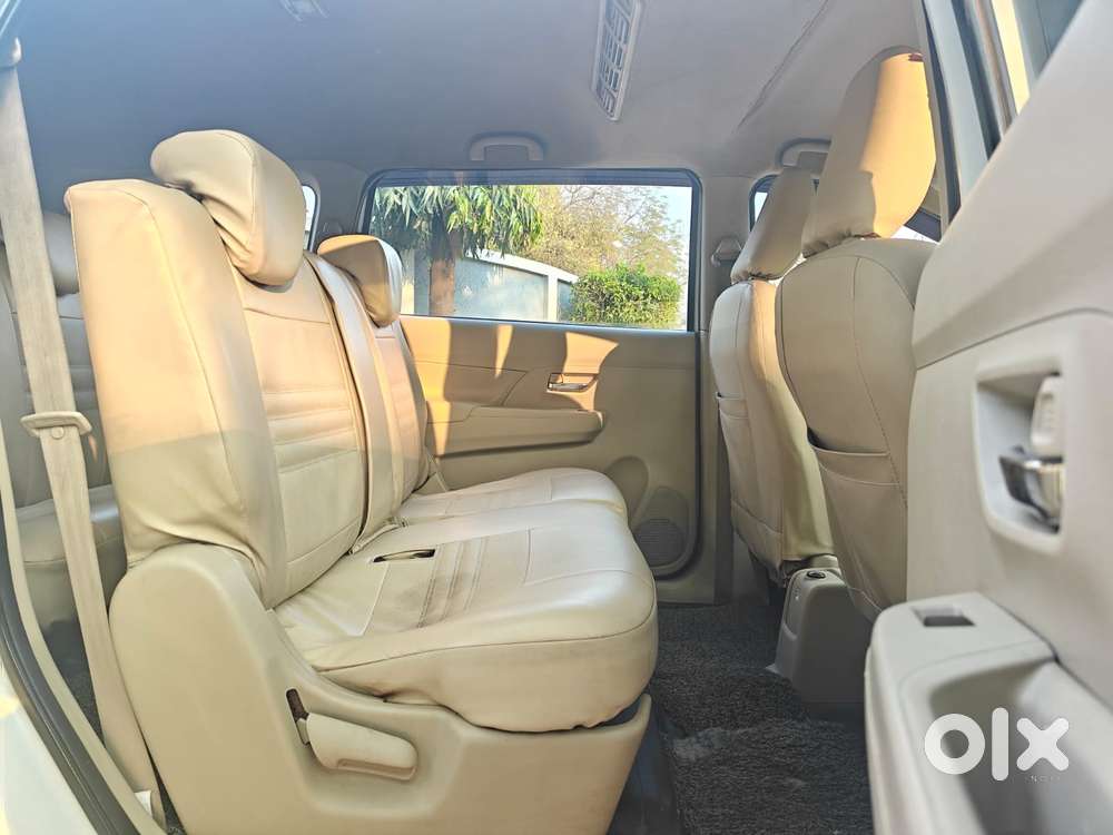 Maruti Suzuki Ertiga 1.5 Vxi, 2022, Petrol