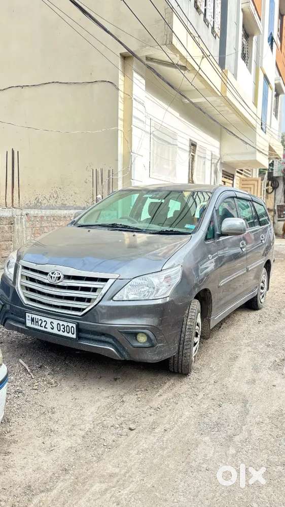 Toyota Innova Engineers Use Car For Sell