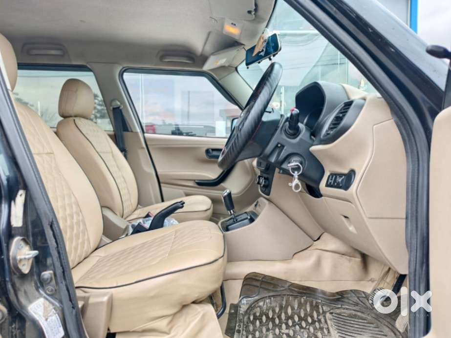 Mahindra Tuv 300 T6 Plus Amt, 2016, Diesel