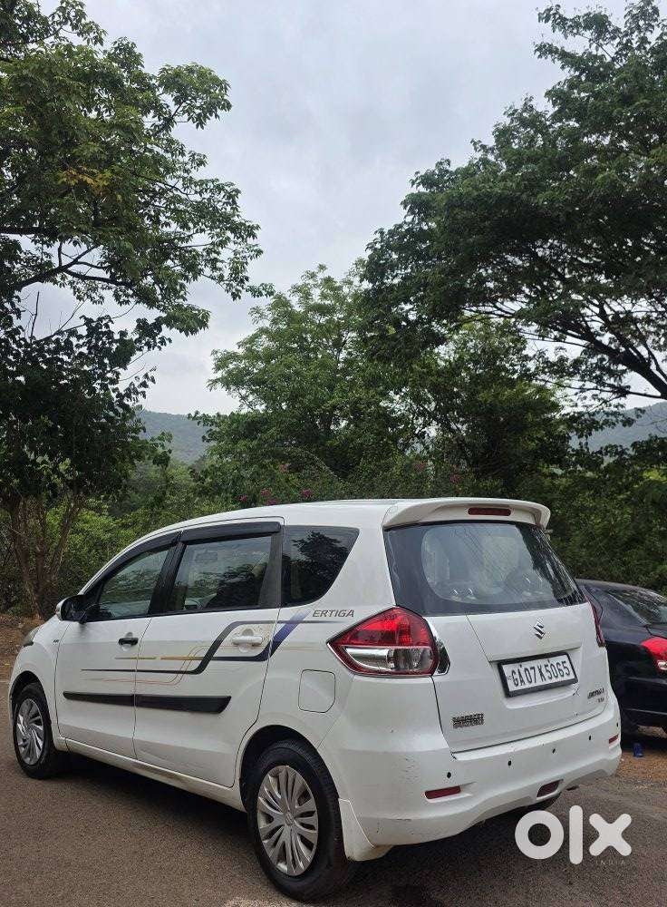 Maruti Suzuki Ertiga 1.5 Vxi Shvs, 2015, Petrol