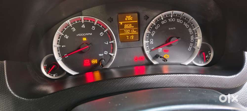 Maruti Suzuki Swift Zxi, 2017, Petrol