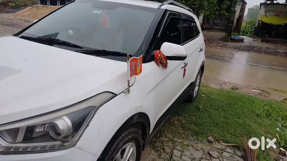 Hyundai Creta 1.6 Sx Petrol 2016/ ( 7 Seater Car Leni Hai )